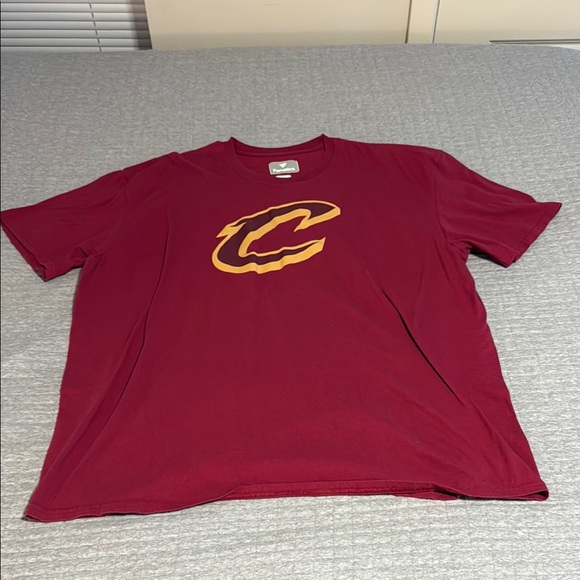 Fanatics Other - Fanatics Red Short Sleeve Tee with Cleveland Cavaliers Logo